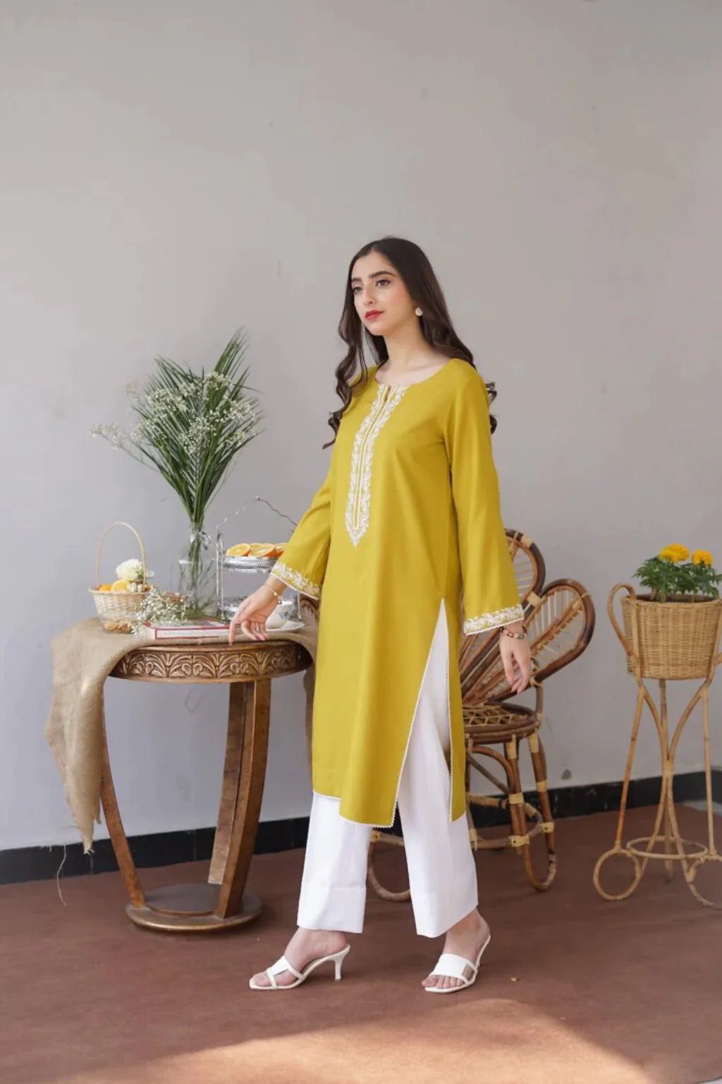 Asling Hit Code Premium Dhanak Embroidered 1231